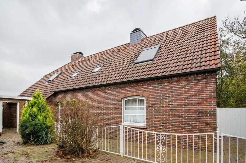 Ferienwohnung Kira - image 12
