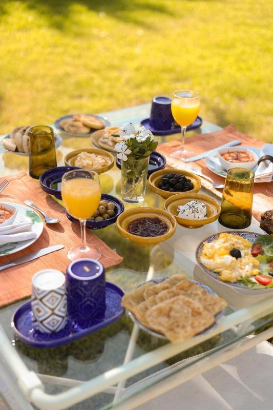 Jenan Mayshad Marrakech Luxurious Private Domaine with Pool and Padel Court - image 14