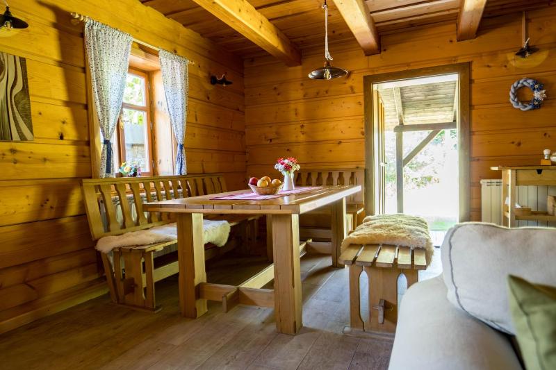 Three-Bedroom Chalet image 4