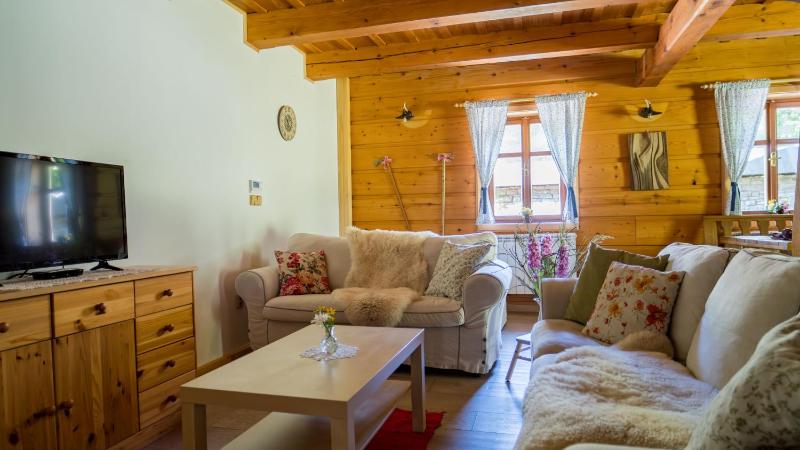 Three-Bedroom Chalet image 2