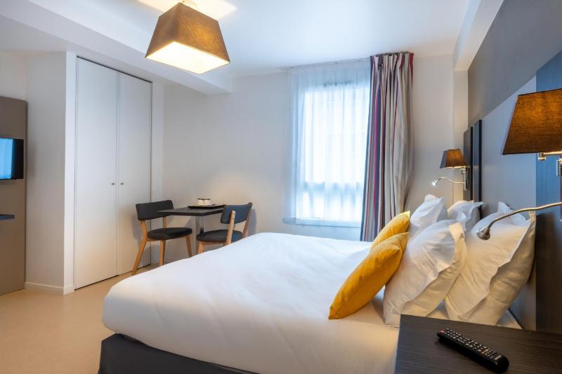 One-Bedroom Apartment image 1