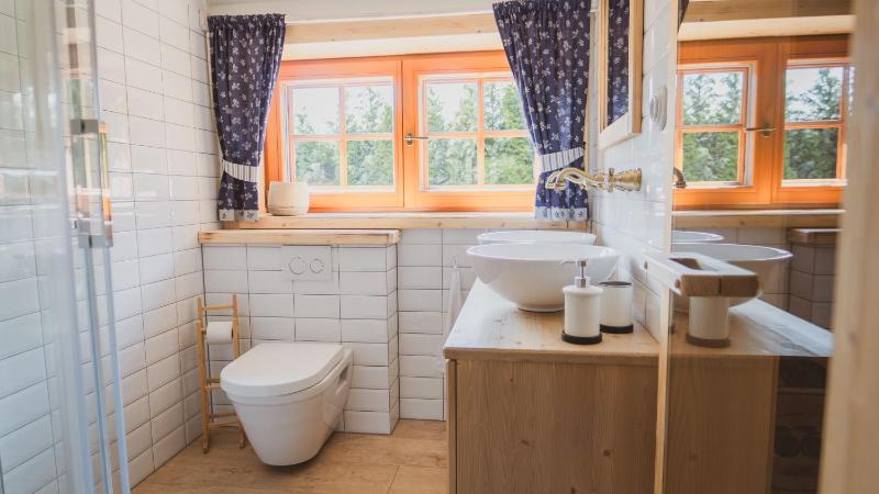 Two-Bedroom Chalet image 3