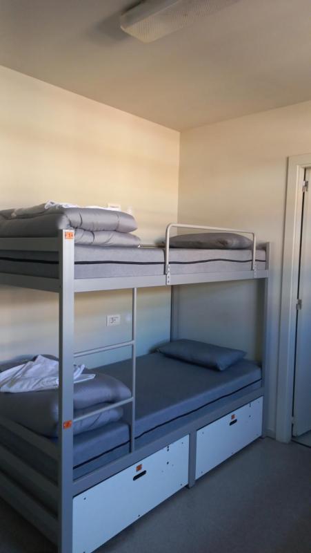 Twin Room with Private Bathroom image 3