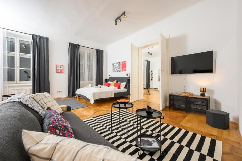 Spacious apartment in Graz for 6 people - image 6