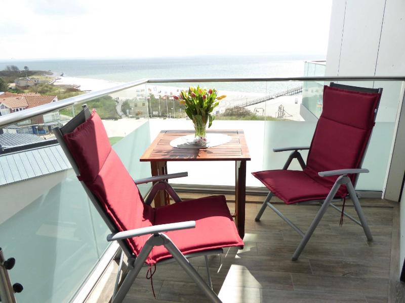One-Bedroom Apartment with Balcony image 3