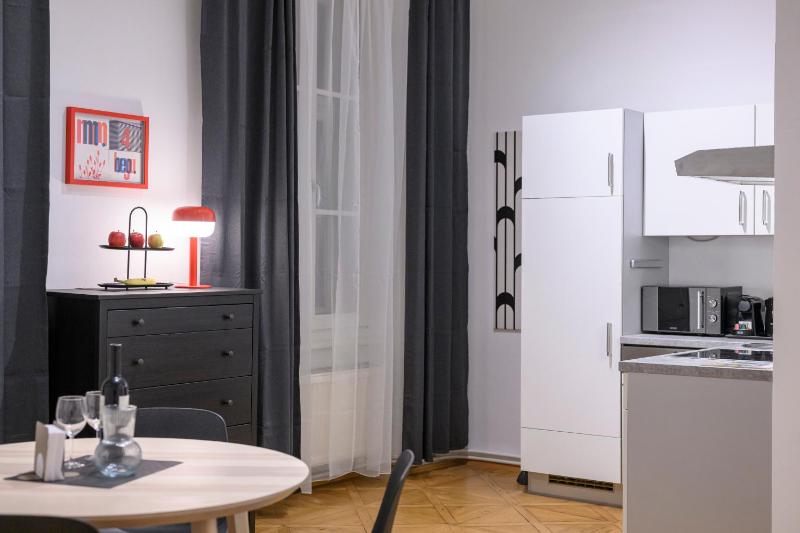 Spacious apartment in Graz for 6 people - image 12