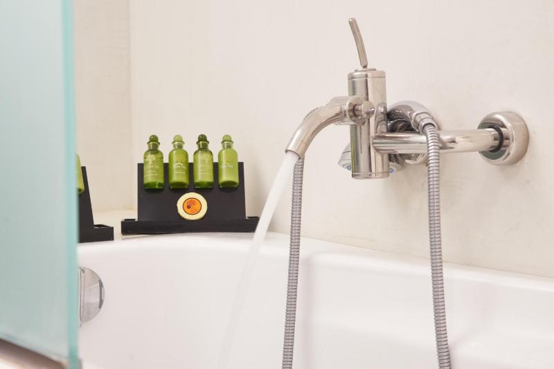 Apartment with Balcony image 4