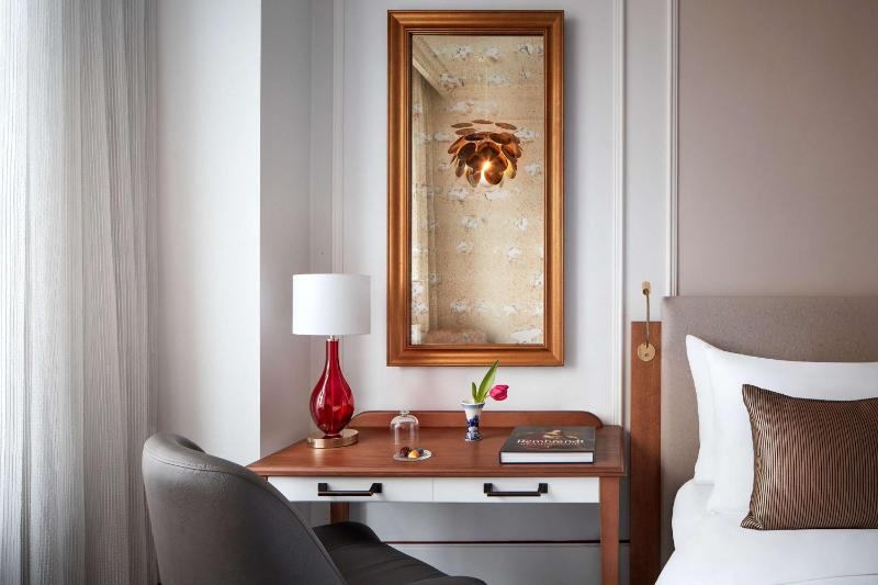 Superior Double or Twin Room image 3