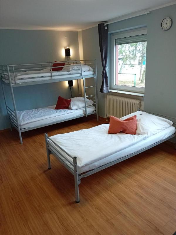 1 2 sleep Hostel Nürnberg Messe - image 23