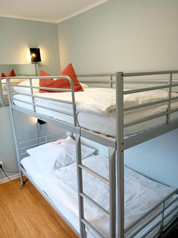1 2 sleep Hostel Nürnberg Messe - image 6