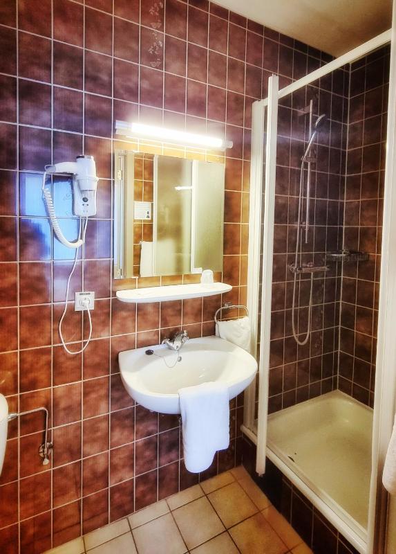 Single Room image 4