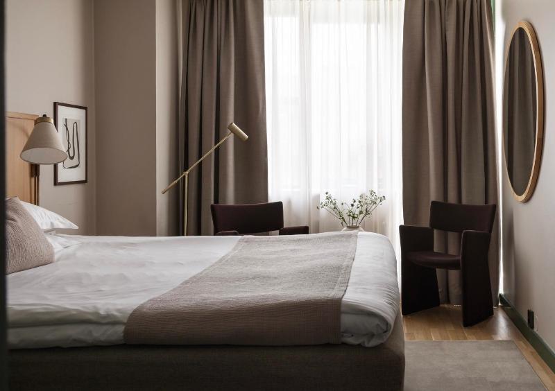 Standard Double or Twin Room image 1