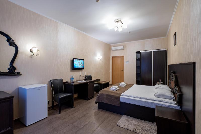 Comfort Double Room image 4