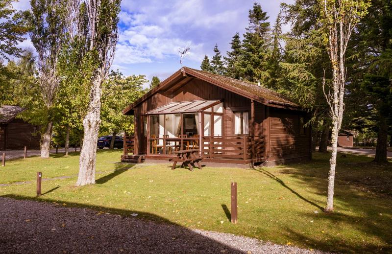 Classic Two Bedroom Chalet image 4