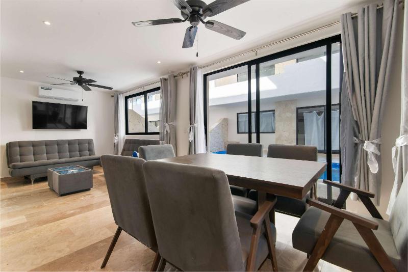 Aldea Zama Luxury 2-BR Apt with Pool & Gym - image 10