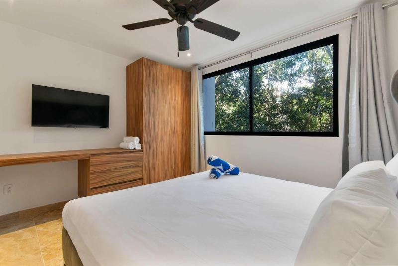 Aldea Zama Luxury 2-BR Apt with Pool & Gym - image 26