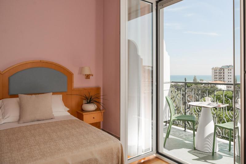 Superior Double Room image 1
