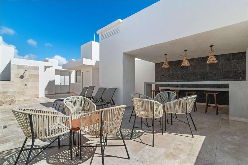 Aldea Zama Luxury 2-BR Apt with Pool & Gym - image 17