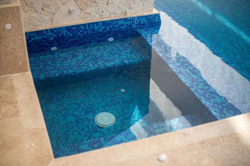 Aldea Zama Luxury 2-BR Apt with Pool & Gym - image 15