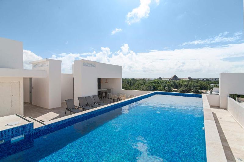 Aldea Zama Luxury 2-BR Apt with Pool & Gym - image 31