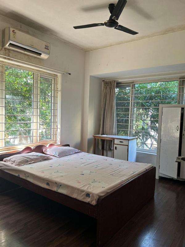 A 3bhk flat in Nungambakkam near Apollo hospital - image 13