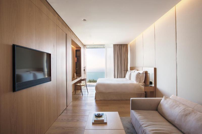 Double Horizon image 1