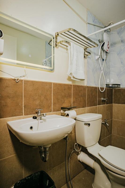 Stylish Serene Stay in Davao City - image 3