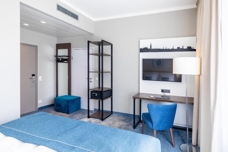 Standard Room image 2