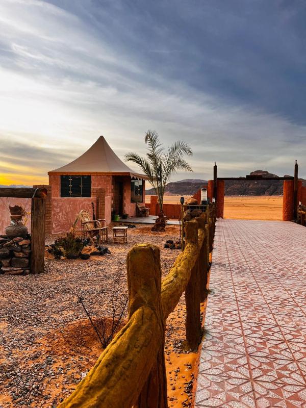Desert Elegance Luxury Bedouin Camp Panoramic View - image 16