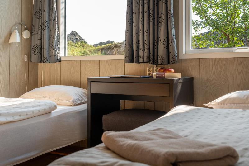 Triple Room with shared facilities image 2