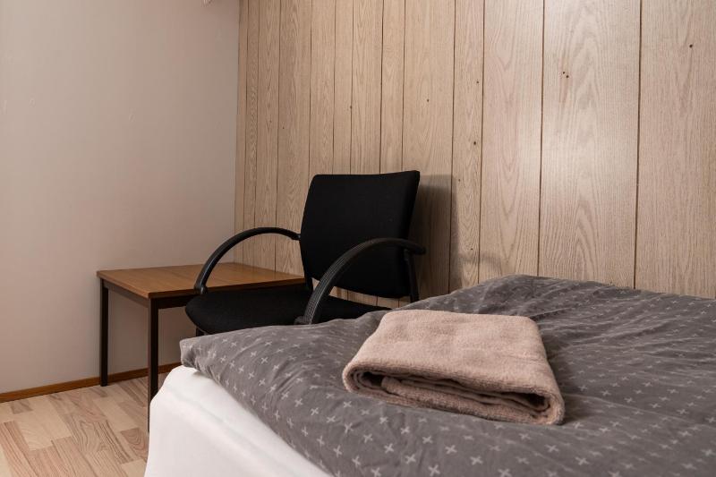 Twin Room with Shared Toilet image 3