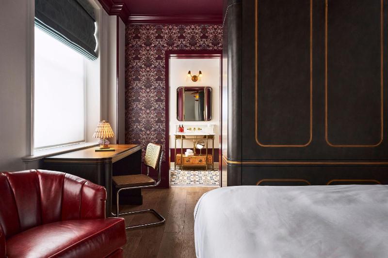 Fidelity Hotel - image 4