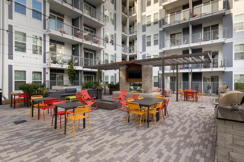 Spectacular Apartments by BCA Furnished Apartments Spec1B 418 B - image 5