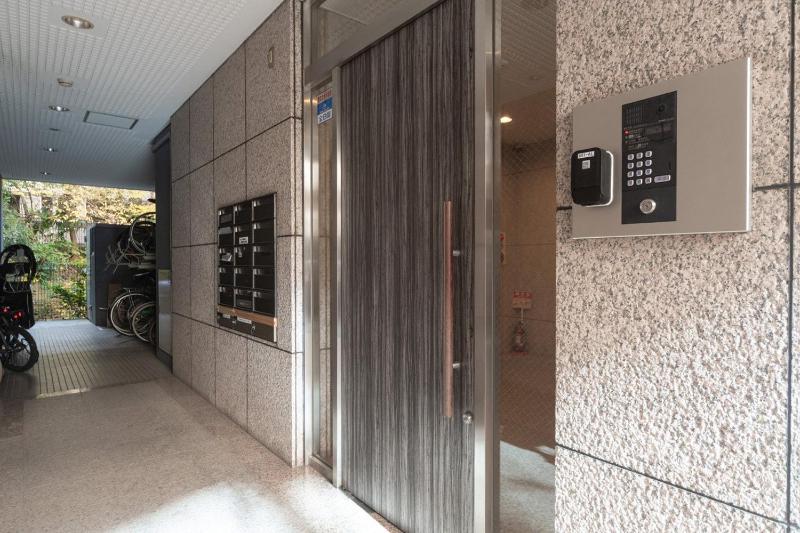 Hiroo East - image 1