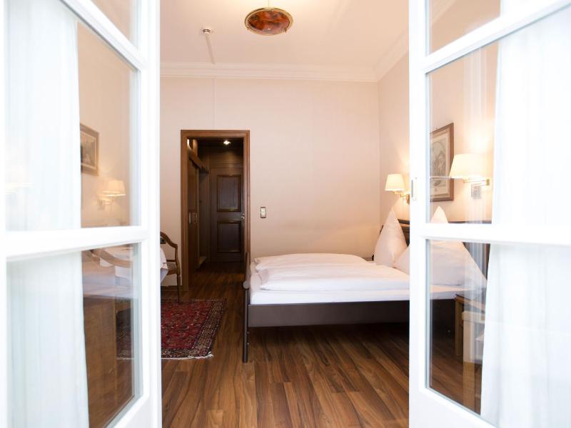 Superior Room image 3
