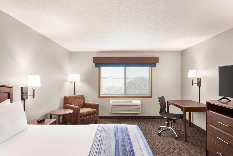 King Room - Mobility Access/Non-Smoking image 1