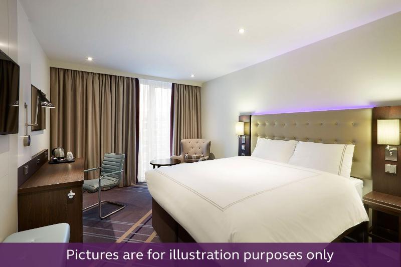 Superior Double Room image 1