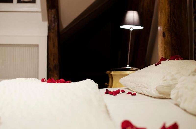 Dolce Vita Suites Boutique - image 14