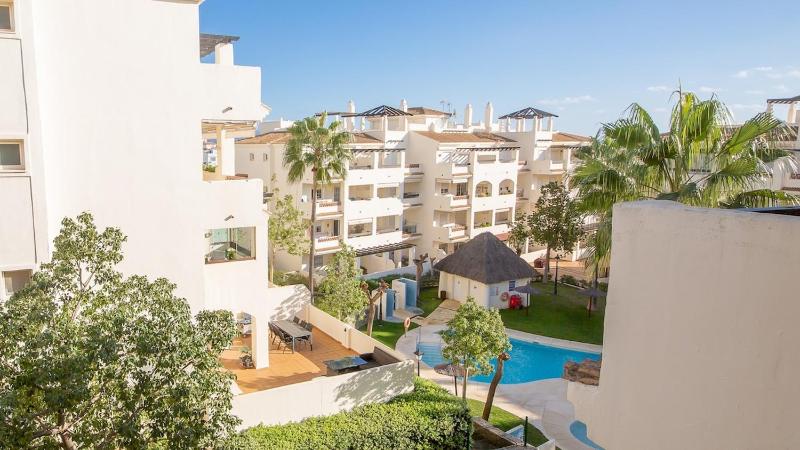 Residencial Duquesa 12392 B - image 2