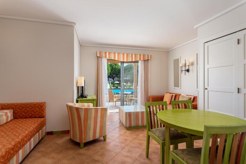 One-Bedroom Family Apartment image 4