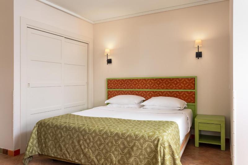 Studio Apartment image 4
