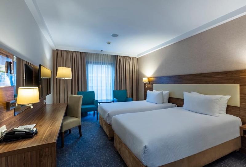 Standard Room with Two Single Beds image 4