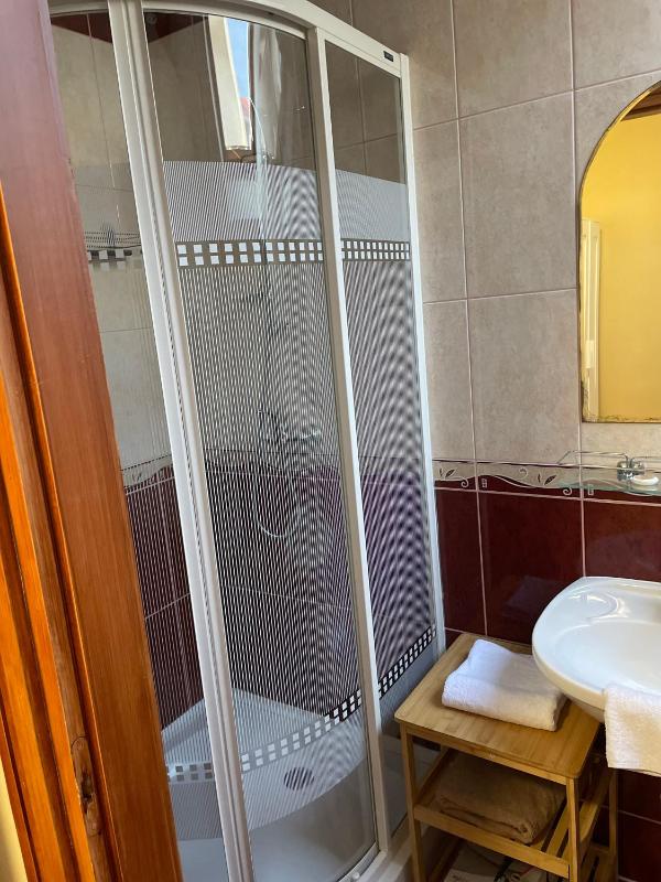 Rózsakert Apartmanház - image 48