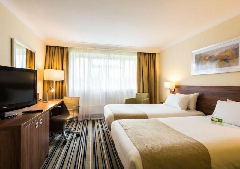Standard Room image 1