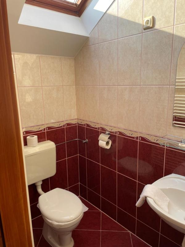 Rózsakert Apartmanház - image 5