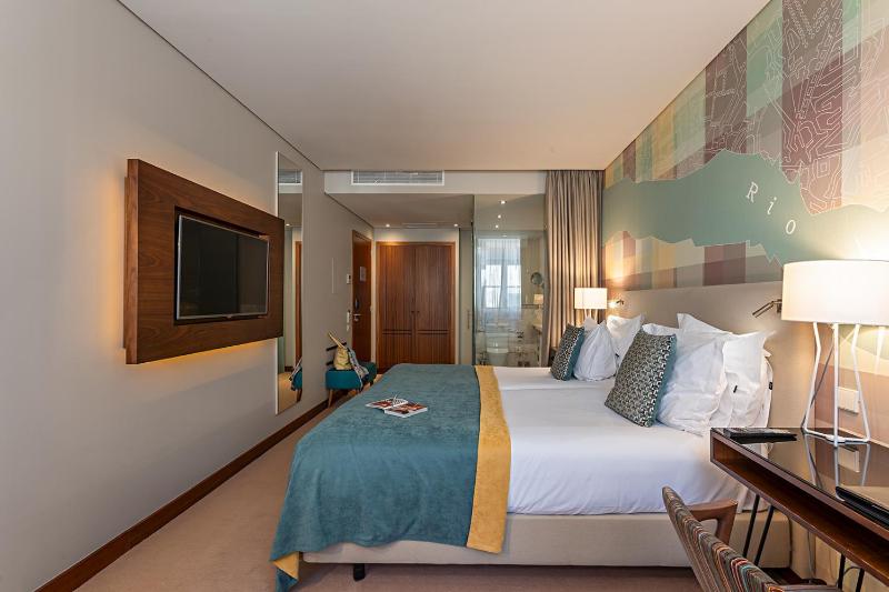 Superior Double or Twin Room image 3