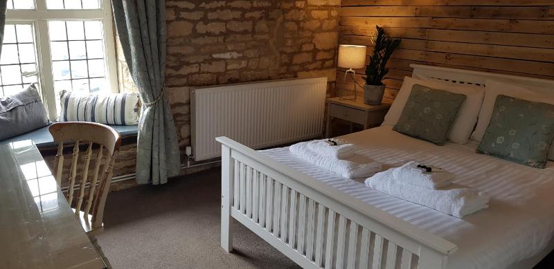 Standard Double Room image 1