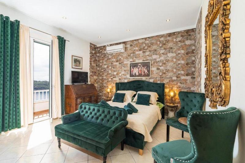 Antique Pearl of Dubrovnik VillaPanoramic&Sea view with Pool - image 4