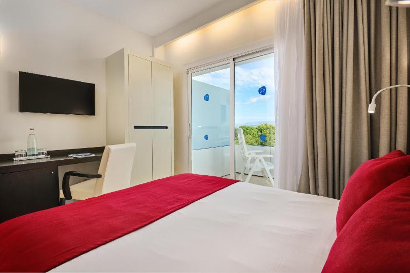 Single Room image 3