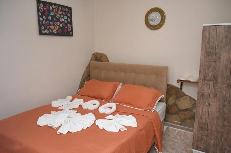Deluxe Double Room image 4